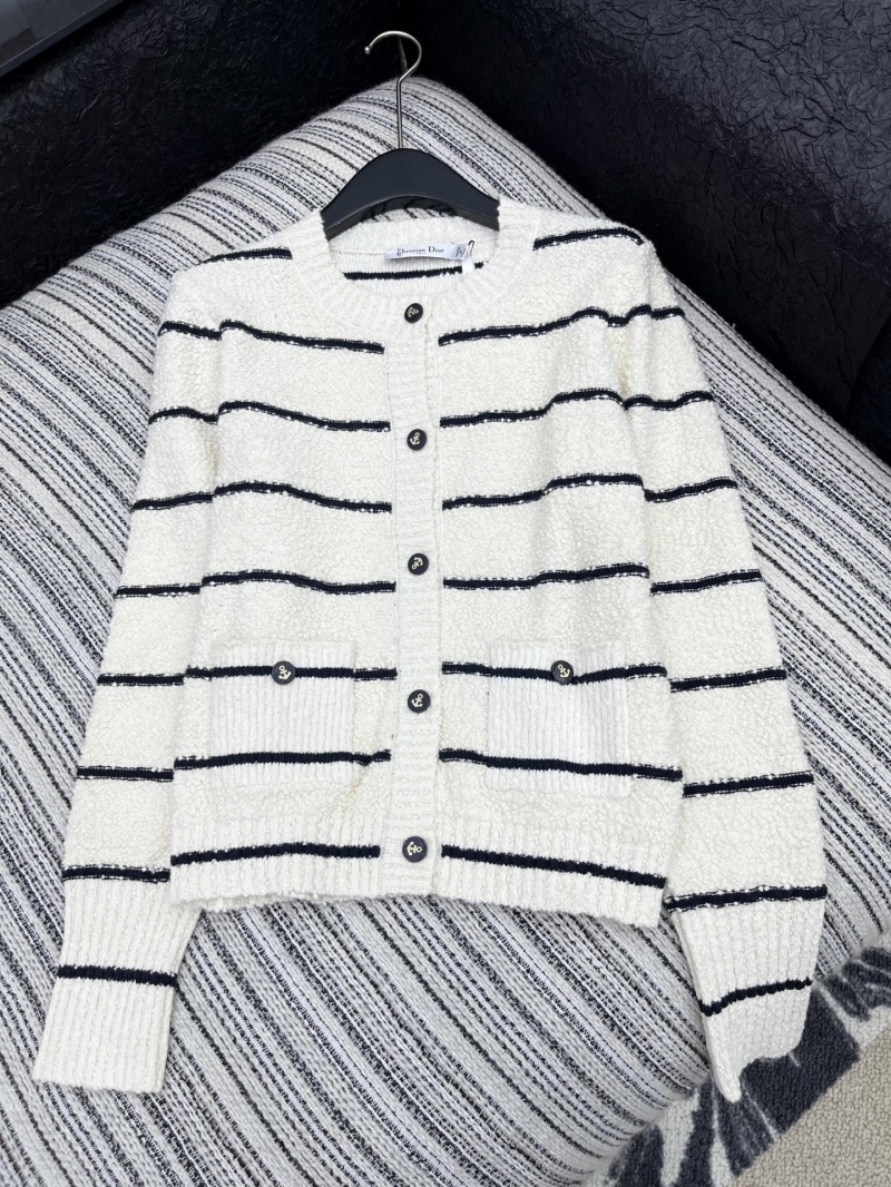 chr1st1an D10r sweaters